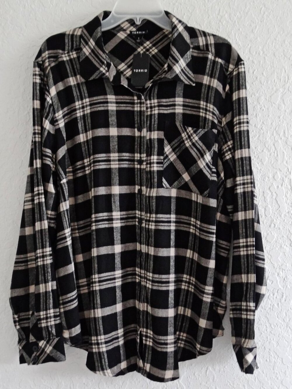 New TORRID Women's 1X 14-16 Lizzie Brushed Rayon Plaid Flannel Shirt Black Cream